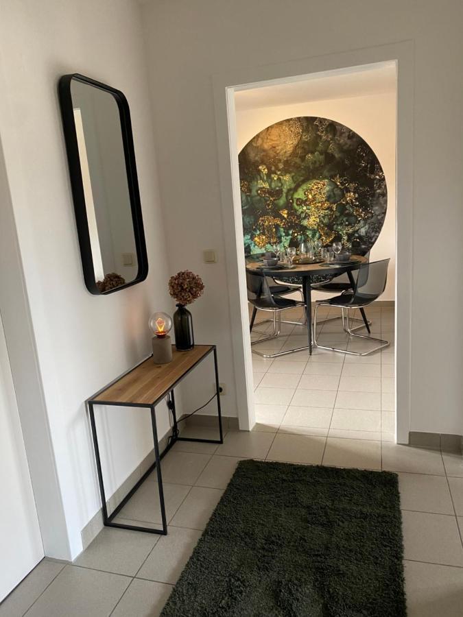 Bostel 1 - Modernes Dachgeschoss-Studio In Duisburg Meiderich, 4,7 Km Hbf, U-Bahn 250M, Flughafen Duesseldorf 28 Km, Landschaftspark 2,9 Km, 5 Gehminuten Von Herzklinik Entfernt Екстериор снимка